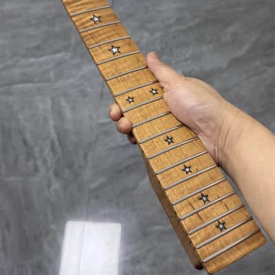 Roasted Flame Maple 22fret Electric guitar neck 25.5 Part satin star inlay image 4