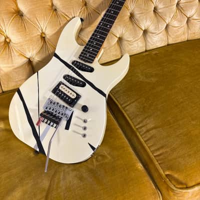 Kramer Focus 6000 1986 - White image 2
