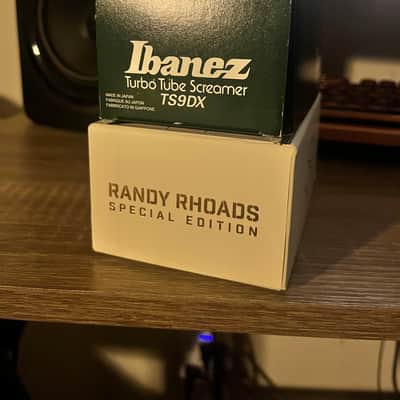 MXR RR104C Randy Rhoads Signature Special Edition Distortion + 2025 - Present - Cream image 3
