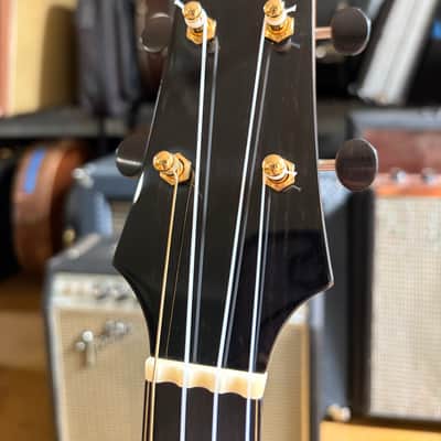 Hive Hornet Tenor Ukulele #13015 – Spruce / Mahogany – Gold Waverly Tuners – Ameritage Case image 5