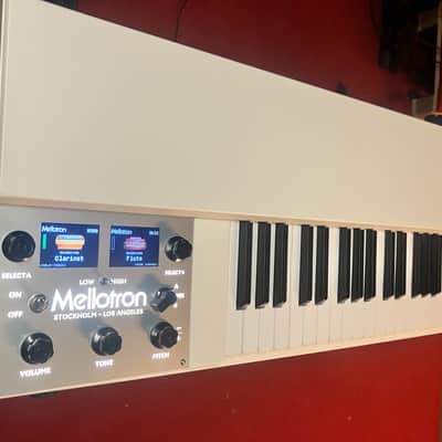 Mellotron M4000D Mini image 2