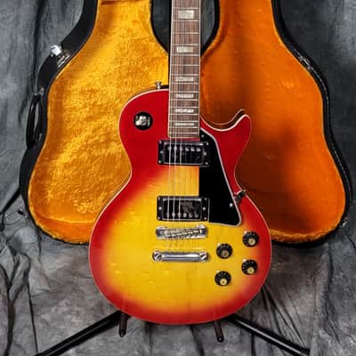 VINTAGE 1970's Encore Les Paul Copy, Figured Cherry Sunburst image 2