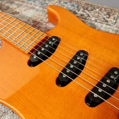 Marchione Solid Body 2008 - Natural - Spruce / Maple. image 6