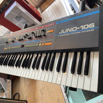 Roland Juno 106 image 2