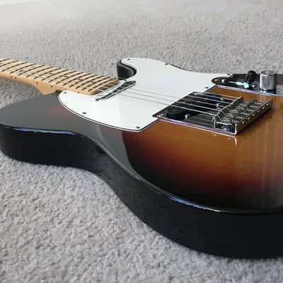 Collector Grade 2009 Fender American Standard Telecaster With Maple Fretboard 3-Color Sunburst image 8