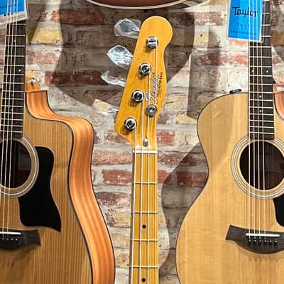 Fender Vintera II ‘70s Telecaster Bass - Surf Green image 5