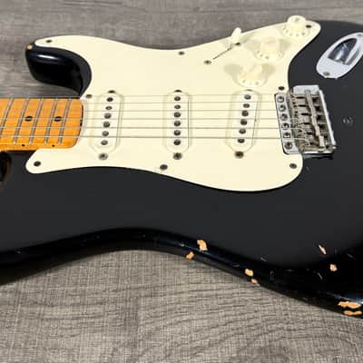 Fender V000 Serial Number American Vintage 1957 RI Stratocaster 1982 - Black image 4