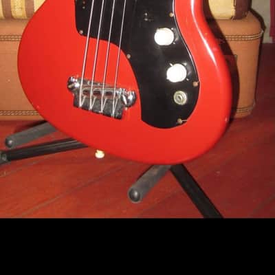 Kalamazoo Kb-1 1967 - Red image 1