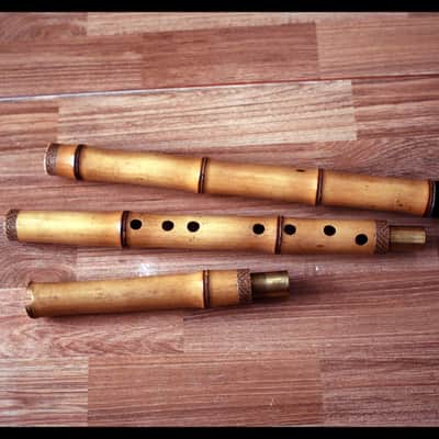 Long-Xiao Flute-Yellow Bamboo– Concert-Tuned Key E/D/C/B (Lowest Note), 8 Holes, 3 Piece - Finish with Lacquer Protection Inside, Xiao's tail is covered with buffalo horns image 7