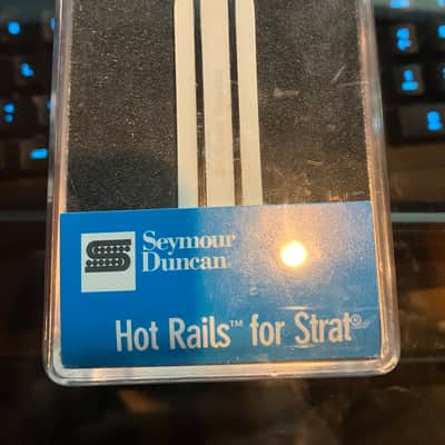 Seymour Duncan SHR-1b Hot Rails Strat Bridge Pickup 2010s - White image 1