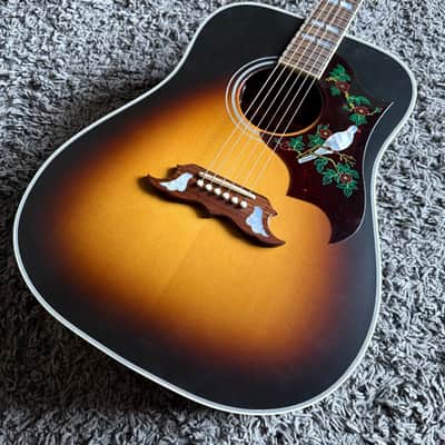 Gibson Dove 2024 - Satin Vintage Sunburst image 2
