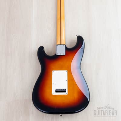 1985 Fender Boxer Series Stratocaster ST557 Sunburst w/ Blade Shooter, Japan MIJ Fujigen image 3
