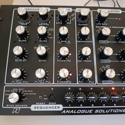Analogue Solutions Leipzig-S Analog Monosynth with Sequencer 2010s - Black image 3