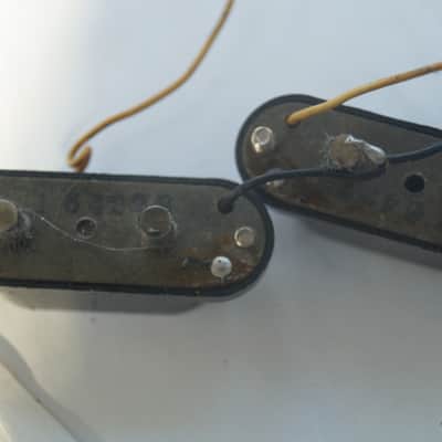 Mustang Bass Pickup - gray back image 3