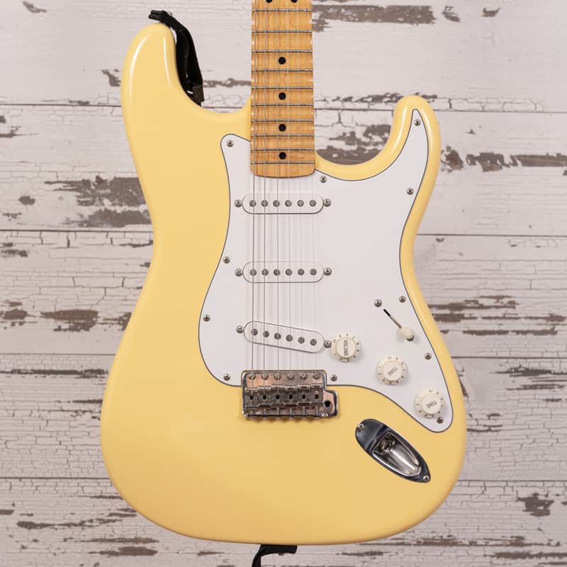 Fender CIJ "Yngwie Malmsteen" Stratocaster - Yellow White 2002-2004