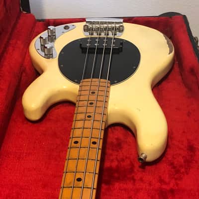 MusicMan Stingray 79 image 3