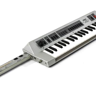 Yamaha KX5 MIDI Controller Keytar | Reverb