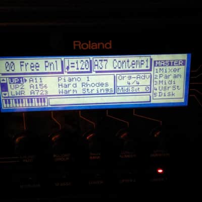 Roland  G-800  64-Voice Arranger Workstation Synthesizer Keyboard / LOOK image 11