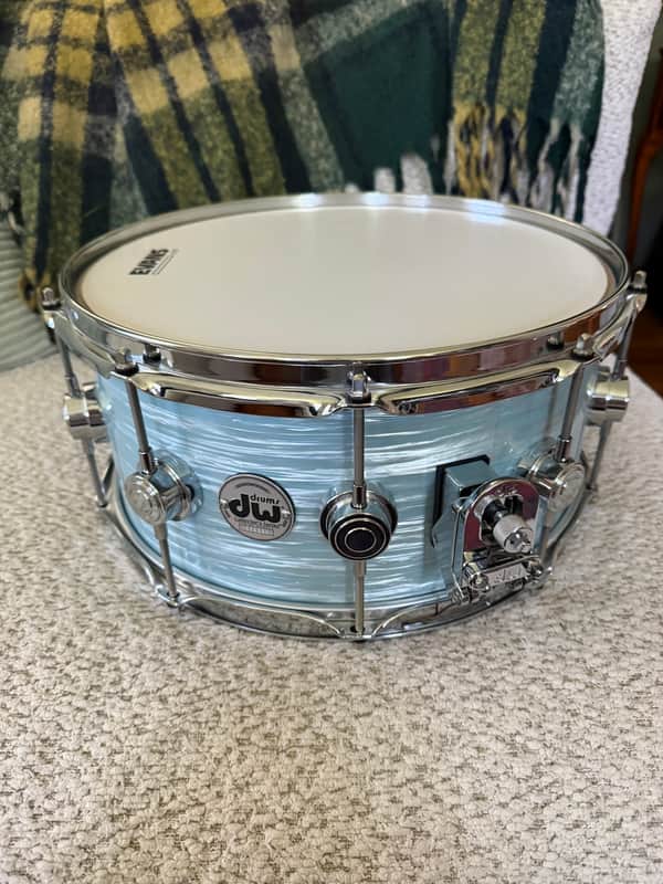DW Collector's Series Maple 6.5x14" Snare, Blue Oyster image 1
