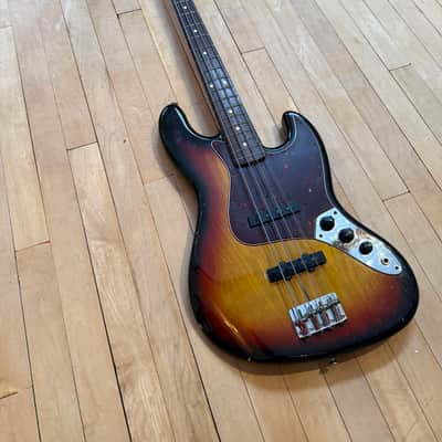 1982 Fender JV '62 Jazz Bass  Sunburst Lacquer image 2