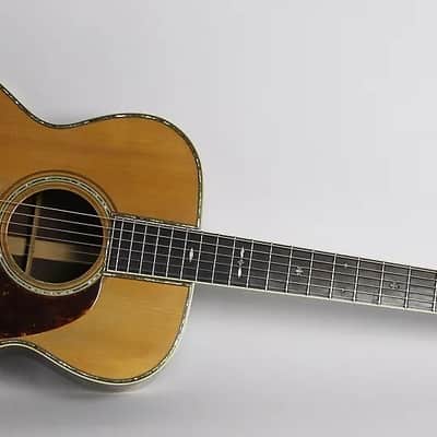 Martin 000-42 1918 - 1943