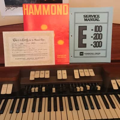 Hammond E-300 w/ bench and pedals E-311 1966 image 4