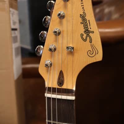 Squier Classic Vibe '60s Jazzmaster Tahitian Coral image 3
