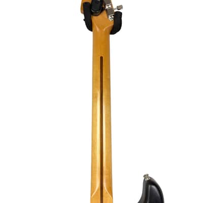 Fender Player Series Stratocaster 2019 - Black image 9