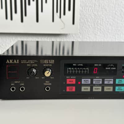 Akai S612 MIDI Digital Sampler 1985 12bit sp1200 lofi analog digital image 8