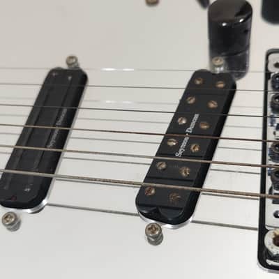Fender Stratocaster ST-110 FIM iron maiden 2001-2002 - Black MIJ image 7