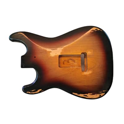 Relic NITRO three tone sunburst Gloss Alder Strat guitar body - 1.7kg image 7