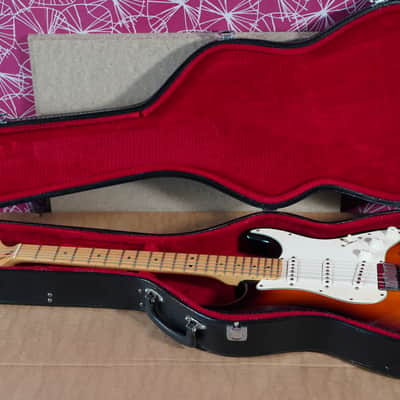 Fender USA Standard Stratocaster Hardtail (2001) + Hard Case image 1