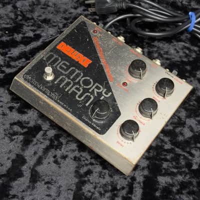 Electro-Harmonix MEMORY MAN EH7810F Solid State Echo / Chorus