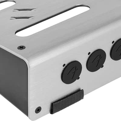 Fender Professional Pedal Board (with Bag), Medium image 5