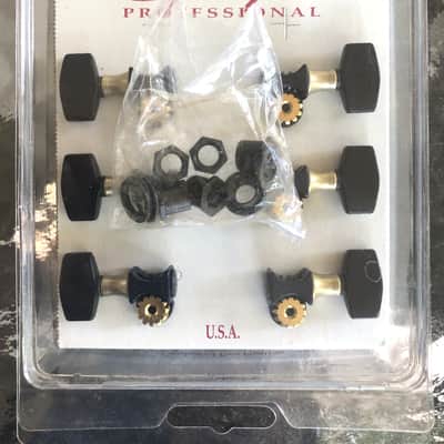 Sperzel 3 x 3 "Soundlok" locking graduated Gold & Black Tuners image 2