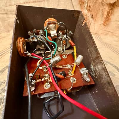 Maestro Fuzz-ToneFZ-1A  ~1968 - Brown image 8