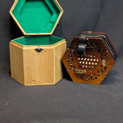 Lachenal 48-Key English Concertina image 8