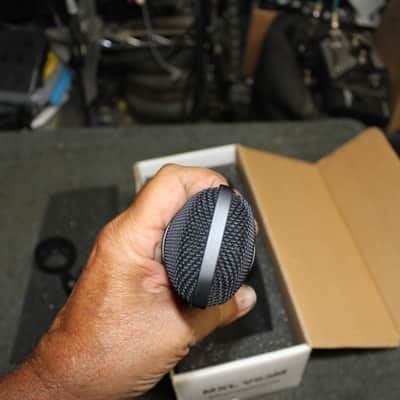 MXL V63M/Studio Condenser Microphone (XLR) image 7