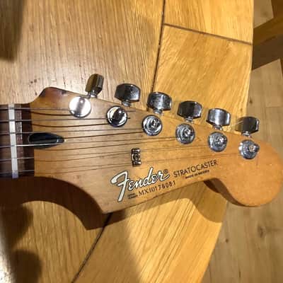 Fender Deluxe Lone Star Stratocaster 2010 - sanded back and Relic finish, with upgrades image 8