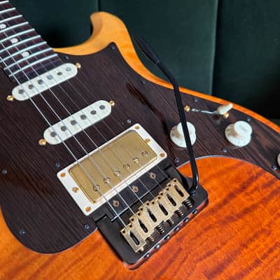 Knaggs Severn HSS 2015 Tier 3 w/Tier 2 Upgrades | Cocobolo | Wicked Burst | Curly Maple Top image 5