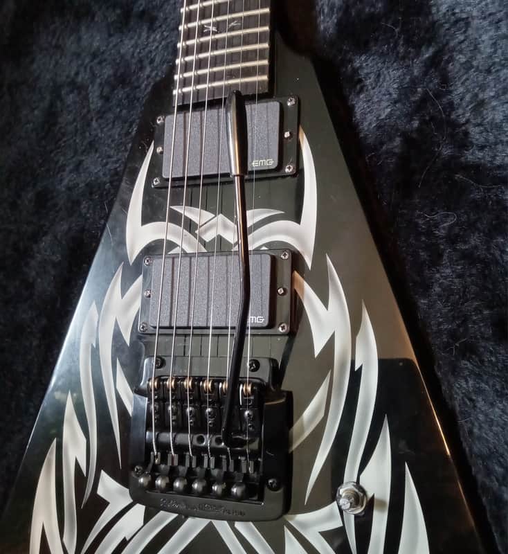 BC Rich KKV Neck-Thru Tribal image 1
