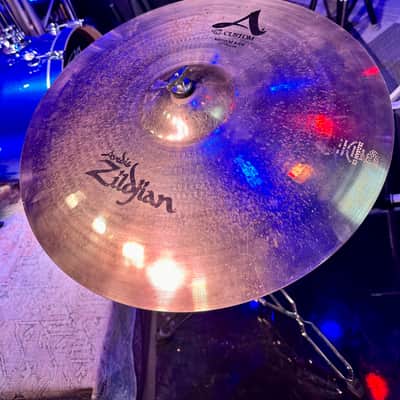 Zildjian Avedis medium ride 20” image 1