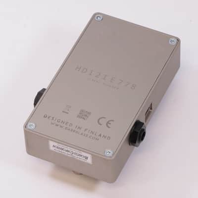 Darkglass Electronics HYPER LUMINAL Bass Compressor (06/01) image 3