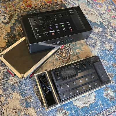 Line 6 Helix Floor Processor Pedal w/Road Case + Packaging image 10