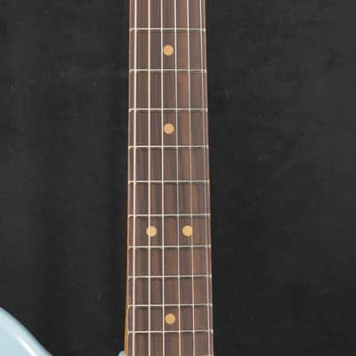 Fender Vintera III Mid '60s Jazzmaster Sonic Blue Rosewood Fingerboard image 5