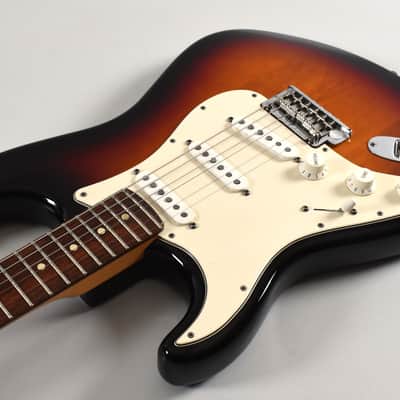 Fender American Standard Stratocaster Left Handed (2011) - 3-Tone Sunburst image 6