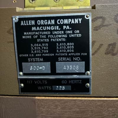 Allen Organ w/ External Speakers, 32-Note Pedalboard, & Bench! image 13