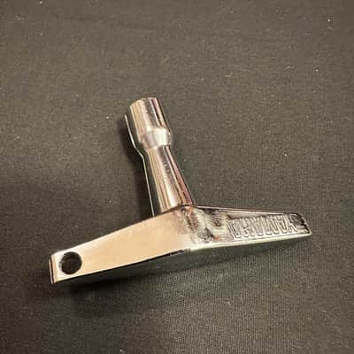 VINTAGE Yamaha Drum Key, 1980s - MINT image 3