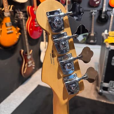 Fender Player Jazz Bass with Maple Fretboard Black image 7