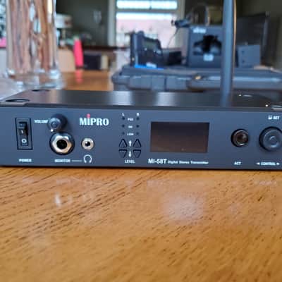 Mipro MI580 5.8GHz Digital Wireless In-ear Monitor System image 9